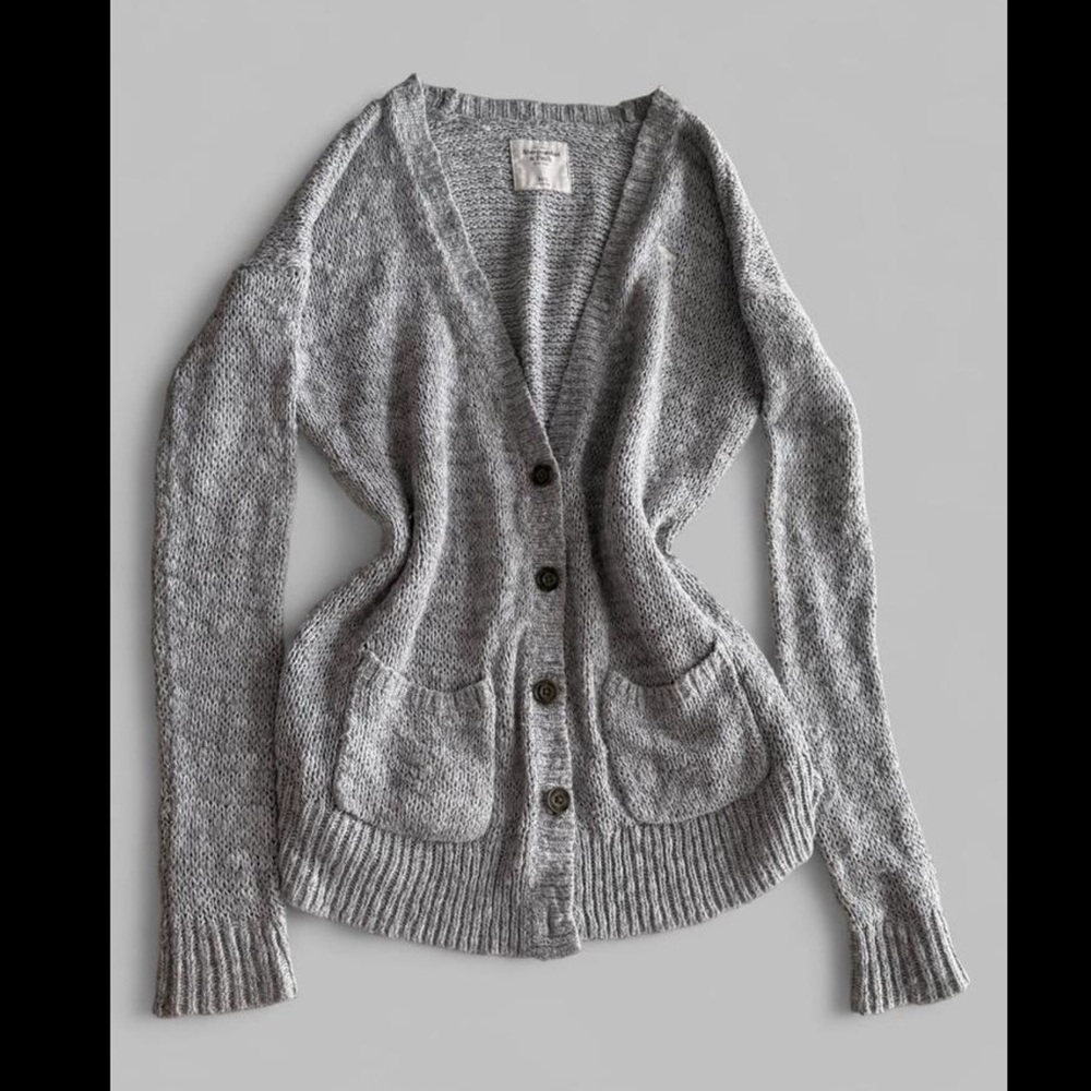 Abercrombie & Fitch Light Gray Button-Up V-Neck Cardigan